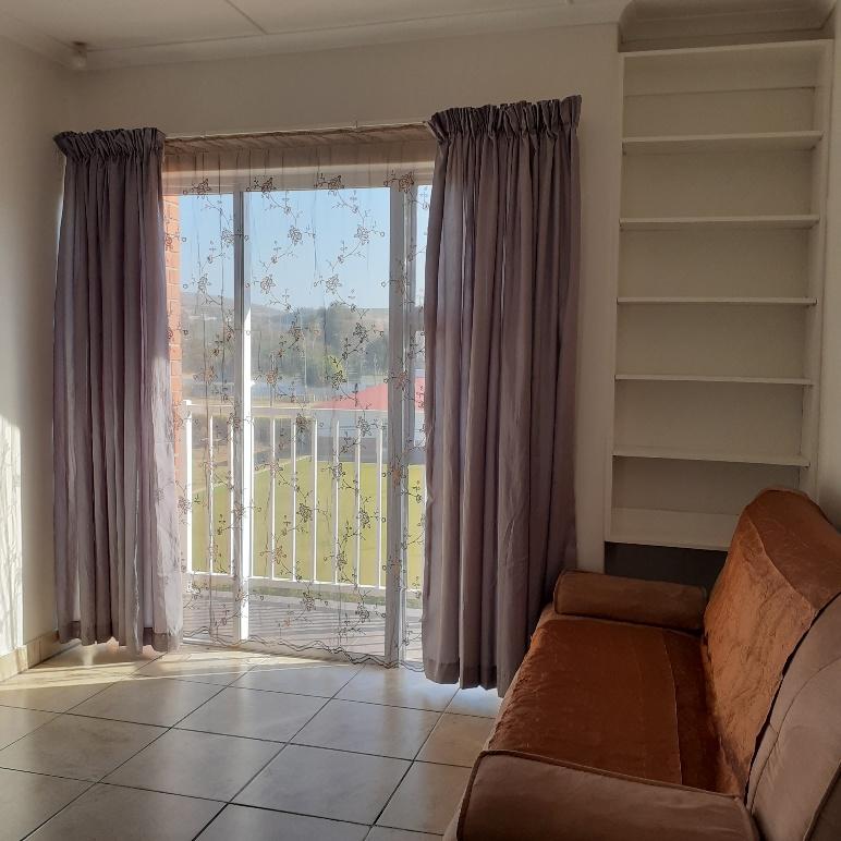 To Let 2 Bedroom Property for Rent in Grahamstown Central Eastern Cape